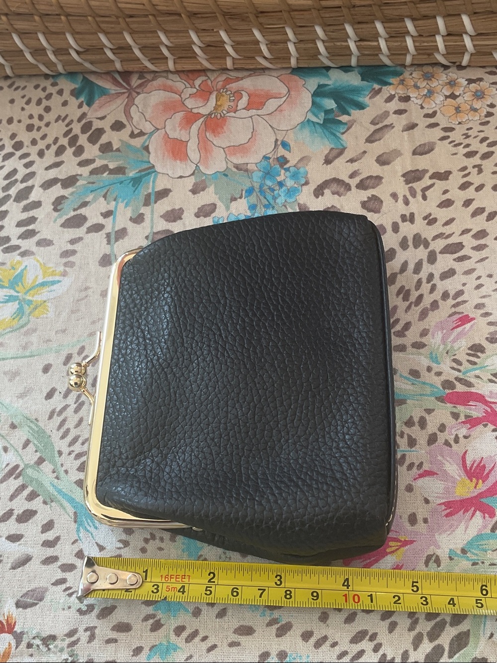 Dooney & Bourke Black Pebbled Leather Kiss-Lock Coin Purse with Gold Hardware - Picture 3 of 5